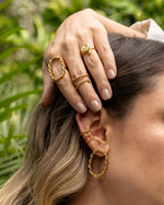 Earcuff tres Lazos pequeño Dorado