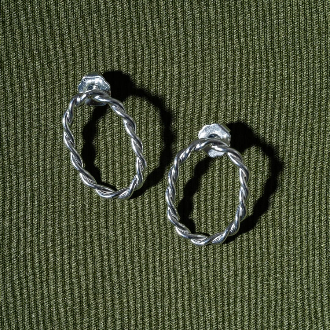 Aretes Ovalo Lazos Plata