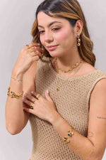 Aretes Flora Dorado