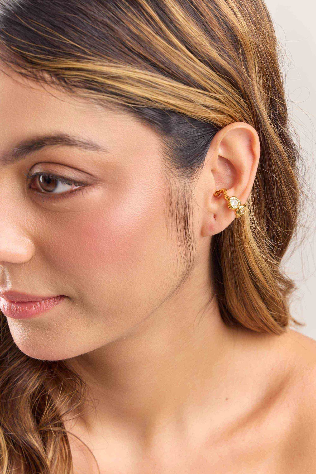 Earcuff Iris Dorado