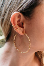 Earcuff Pequeño Dorado
